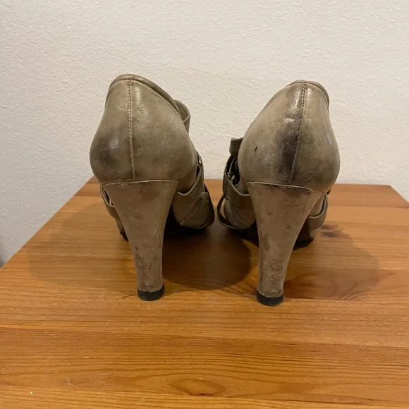 FRYE 8 Allie Softy Pump sage-gray heels booties - Picture 9 of 9